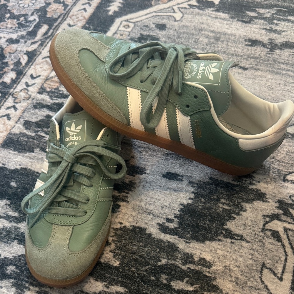 Adidas Green Samba size 8